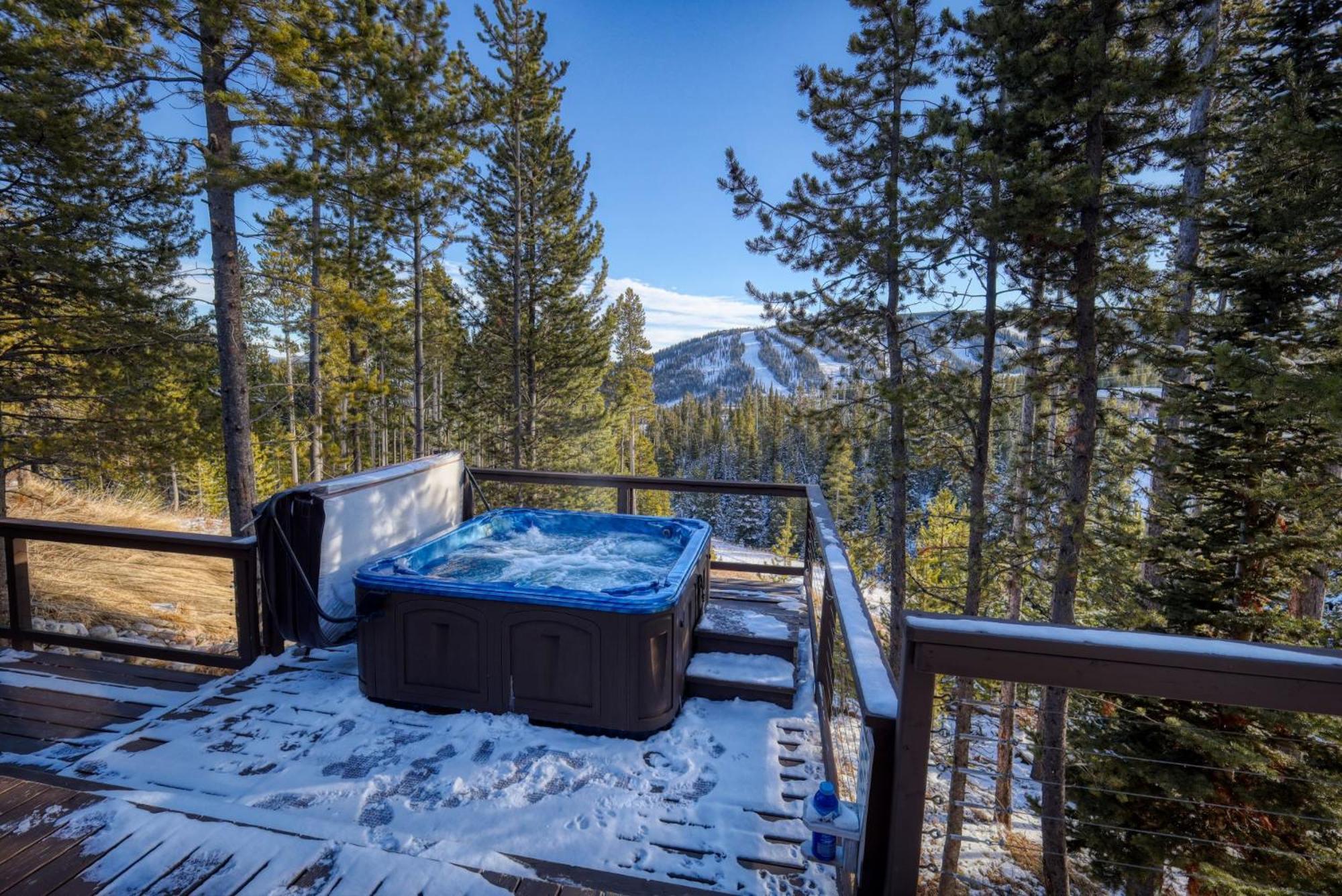 Rising Bull Lodge Big Sky Εξωτερικό φωτογραφία