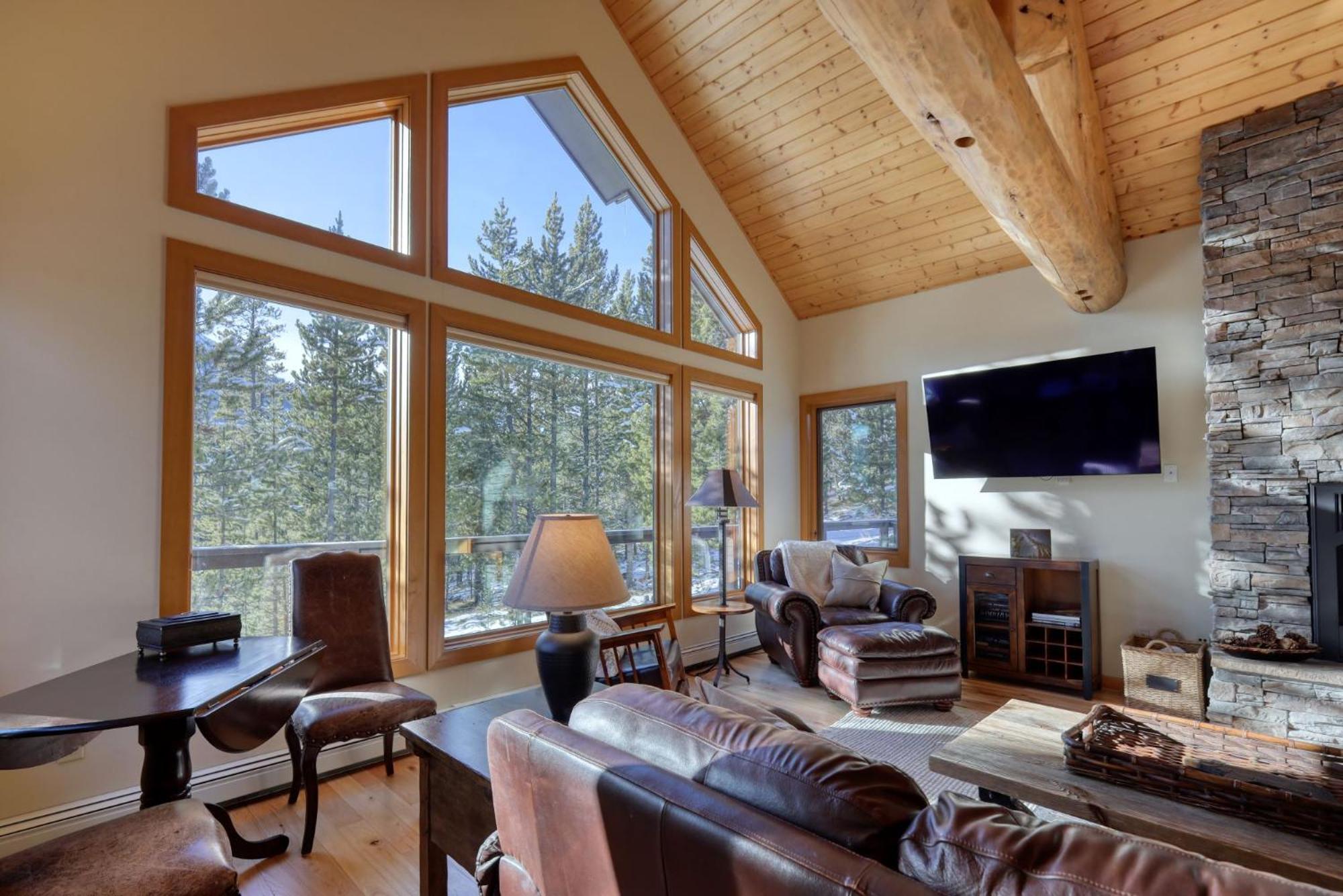 Rising Bull Lodge Big Sky Εξωτερικό φωτογραφία